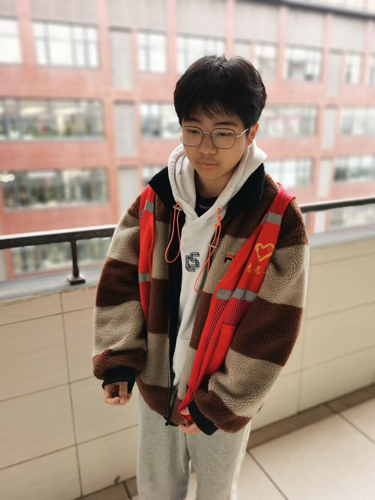 2022-2023学年第二学期尹山湖中学垃圾分类志愿活动